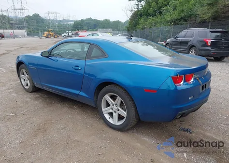 2010 Chevrolet Camaro 1Ls from USA, damaged, VIN 2G1FA1EV5A9141003